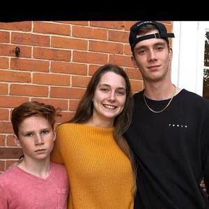 Meet your Posher, Camryn